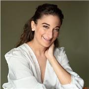 Studentessa diplomata in Musical Theatre con esperienza triennale a Londra offre lezioni di Inglese per tutti i livelli!